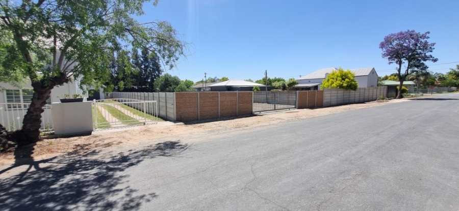 4 Bedroom Property for Sale in Porterville Western Cape